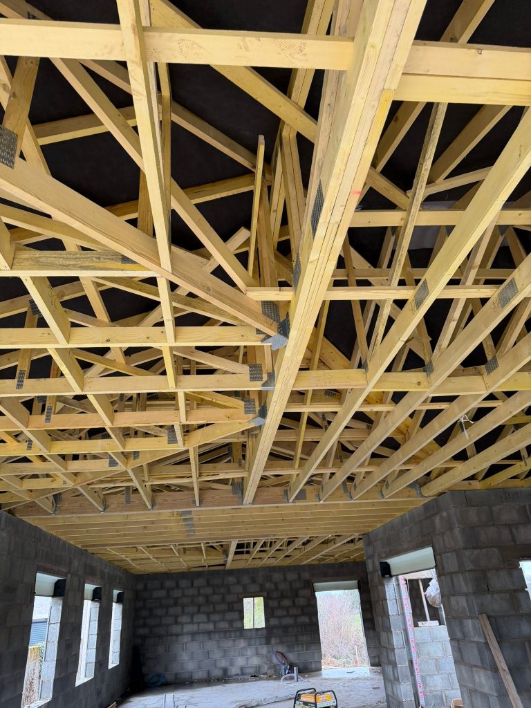 Diagnostic charpente combles anciens maison limousine - David Deslauriers couvreur